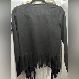 VINTAGE FRINGES, FRINGES, FRINGES SUEDE, BOHO, WESTERN TOP.. CRAZY TRENDY 🤠✌️